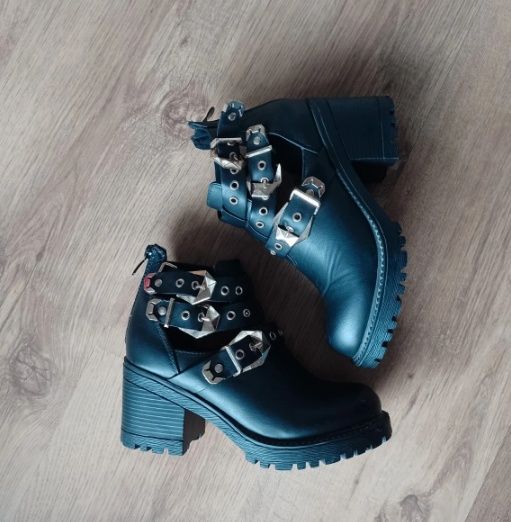 Botki a la sandały na słupku złote dodatki, r. 36 na lato wiosne