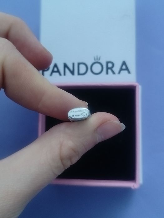 Nowy Charms Pandora Disney Piękna i

Bestia Zaczarowana Róża