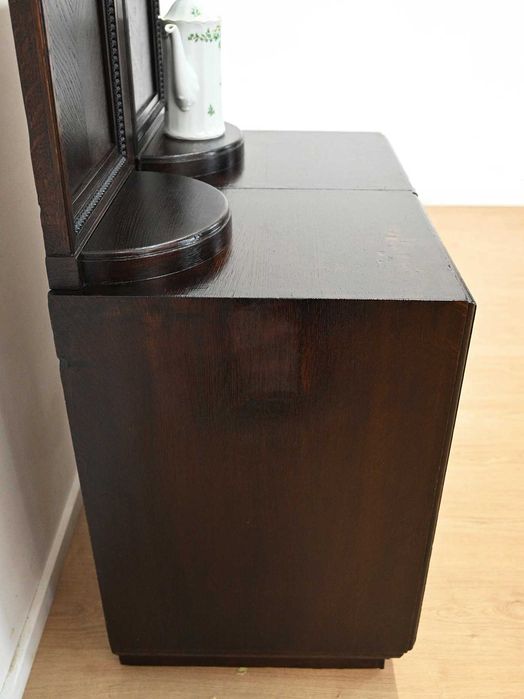 szafka komódka z około 1920 roku 082005