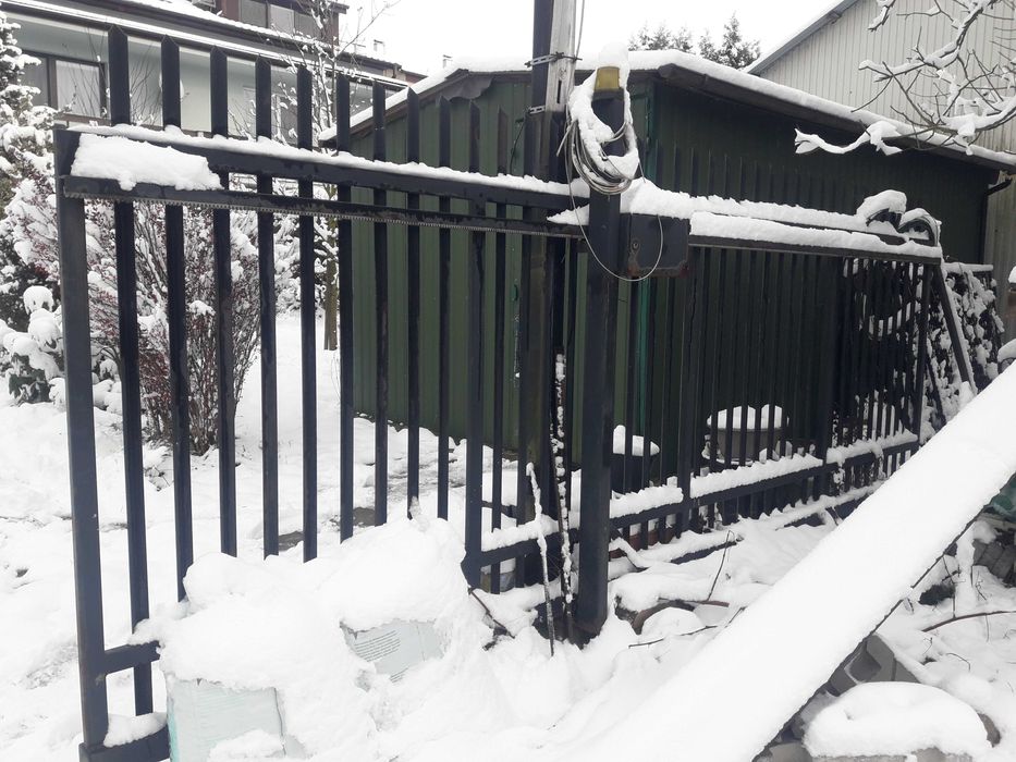 sprzedam bramę automatyczną przesuwną