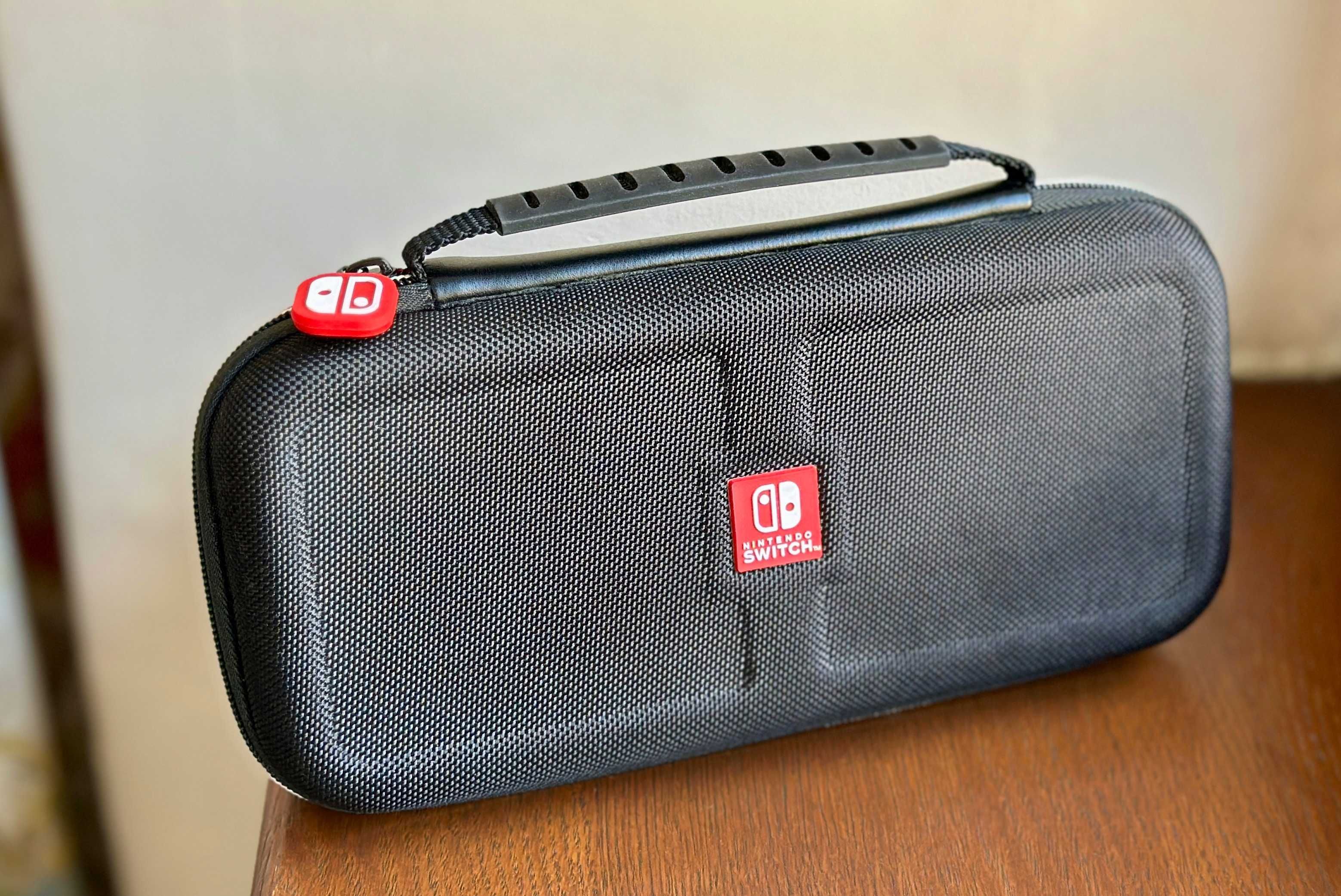 Nintendo switch Oled оригінальний чохол.