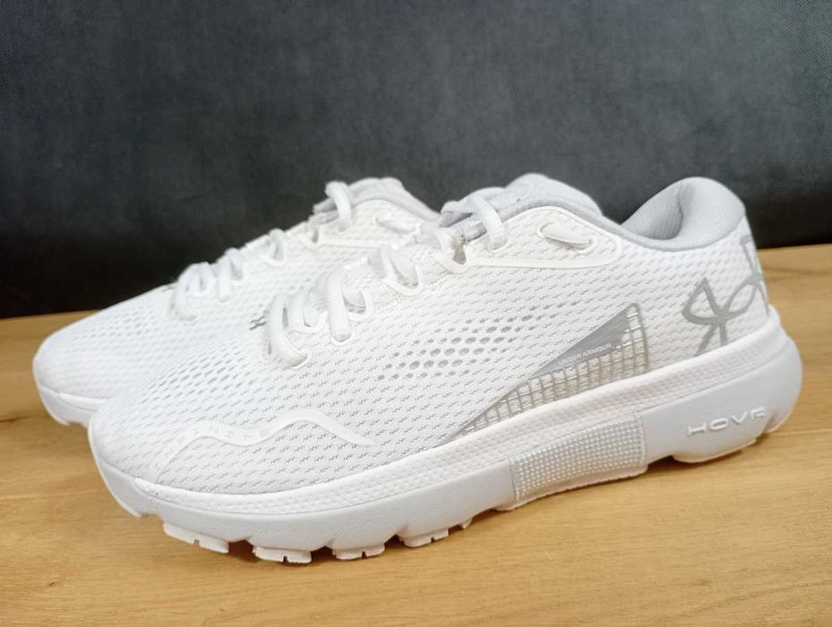 Buty do biegania UNDER ARMOUR UA HOVR INFINITE 5, rozmiar 42