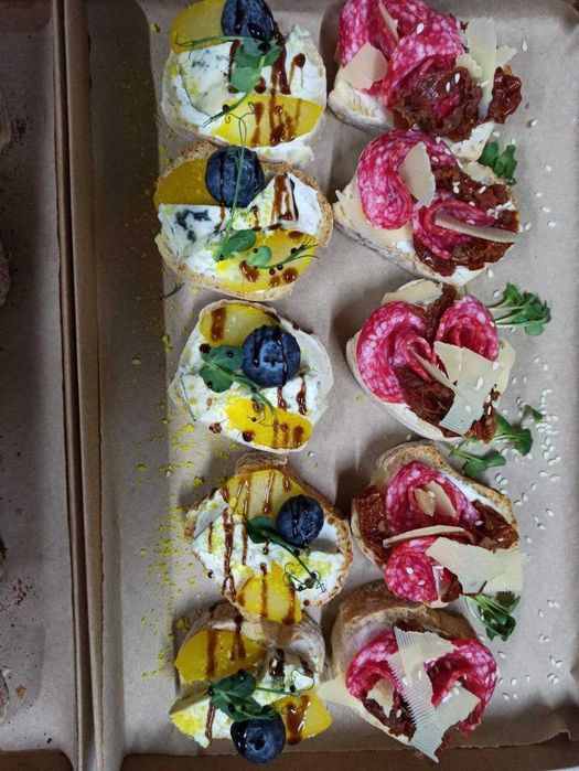 Кейтеринг Київ З ДОСТАВКОЮ. Фуршети, банкети, свята, дні народження