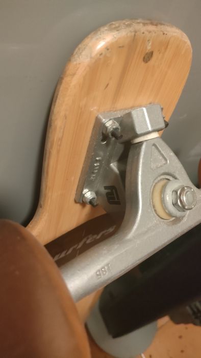 Skate Longboard bom estado