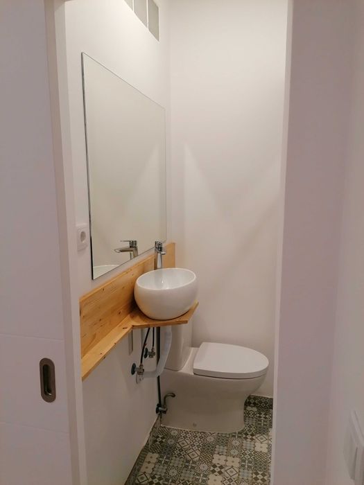 Quarto Suite Almada Junto Praça