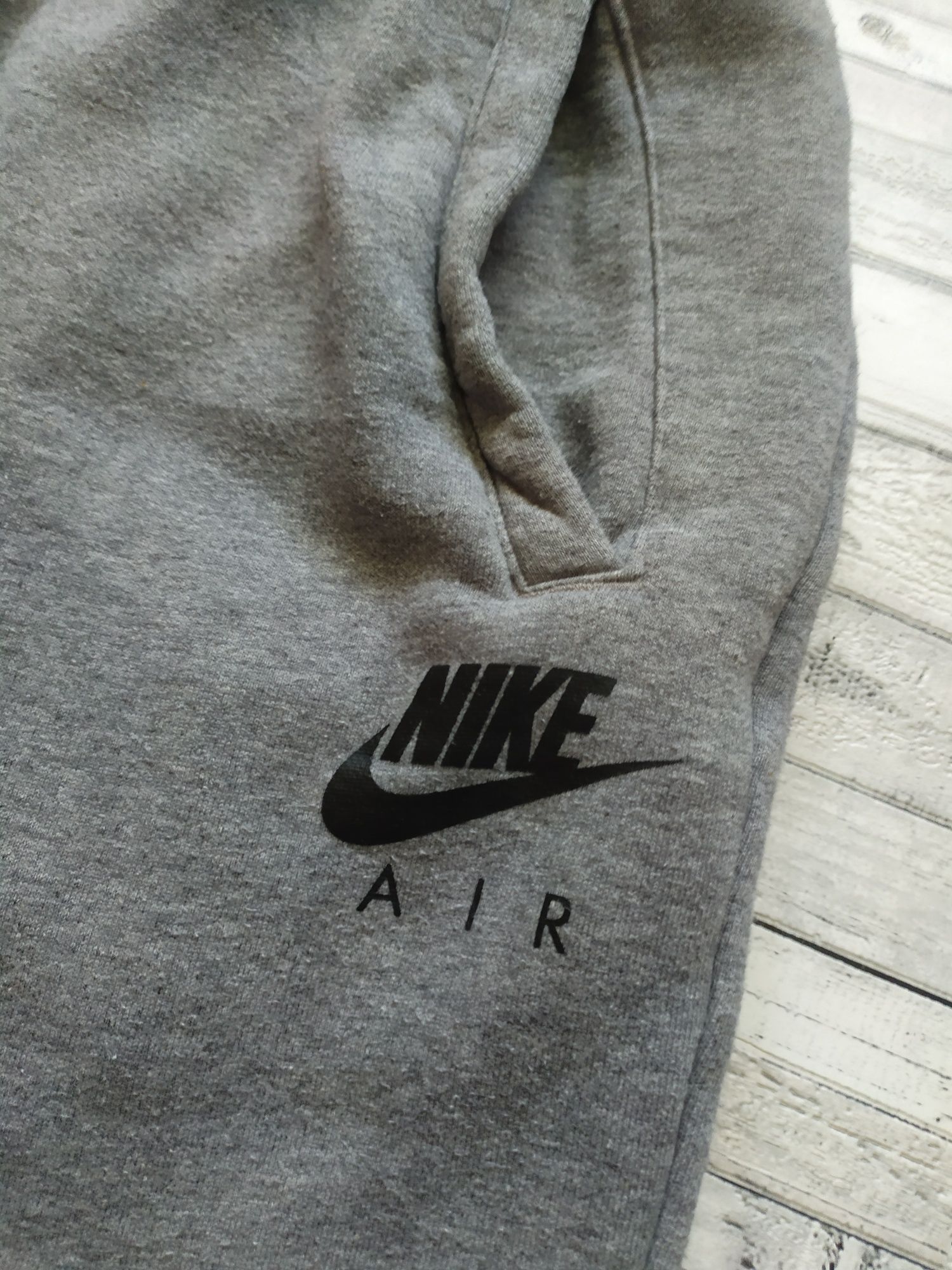 Чудові ! спортивні штани Nike Air Max з нових колекцій