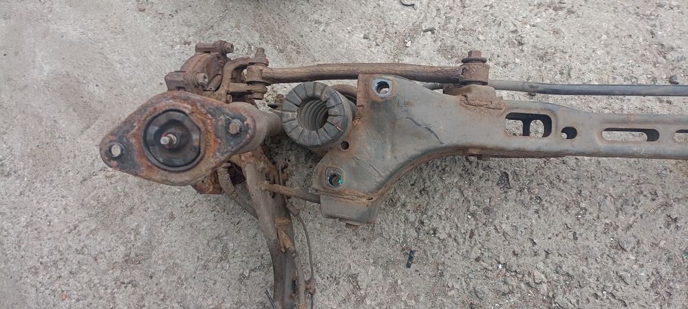Zawieszenie tylne tył Hyundai ix35