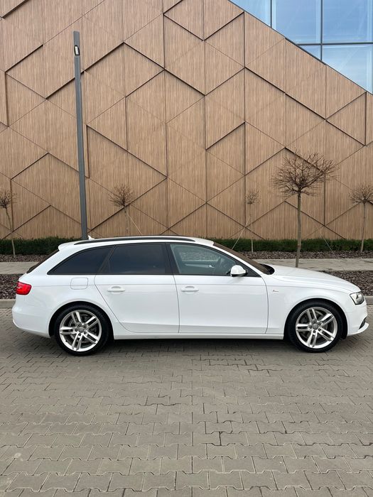 Продам автомобіль audi a4 sline