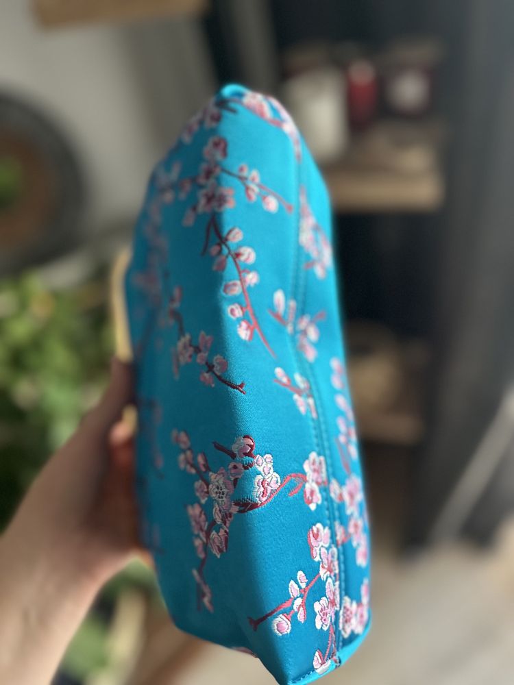Elegancka torebka w stylu retro