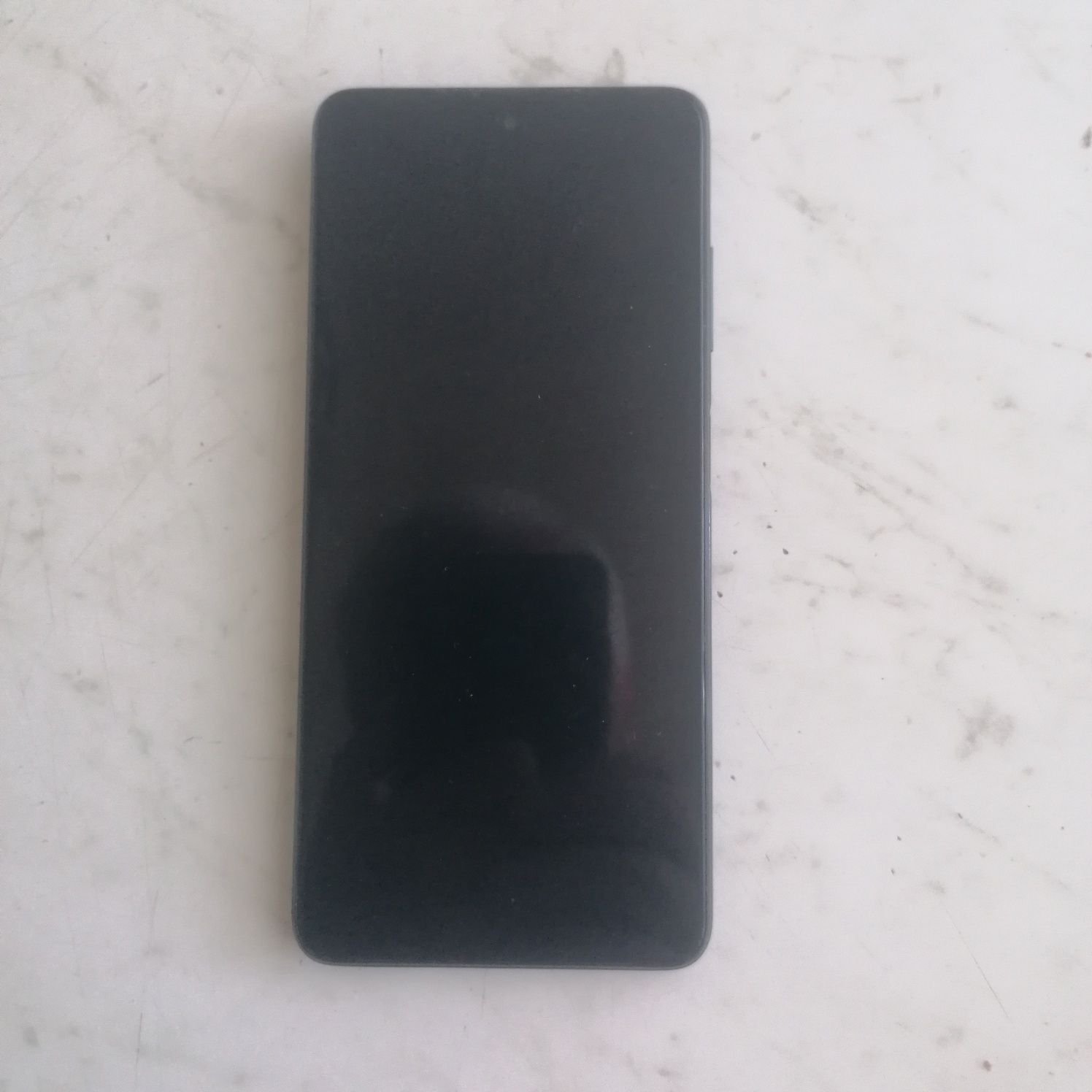 Poco x3 не включается