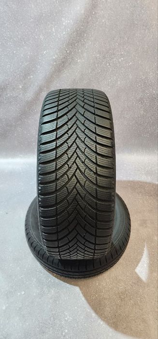 245.45.19 Semperit Speed-Grip5 4шт новая