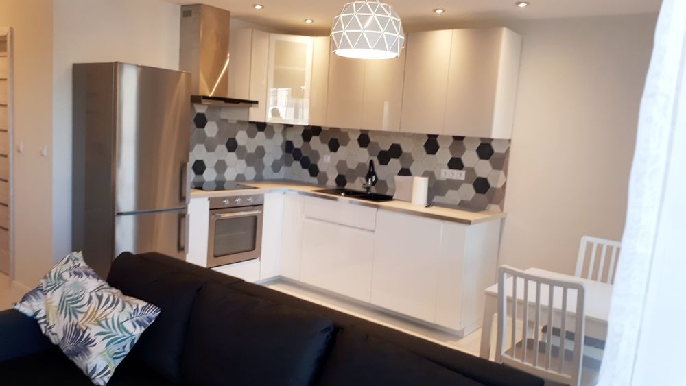 Wynajmę mieszkanie z garderobą 49 m2 Apartamenty Reymonta