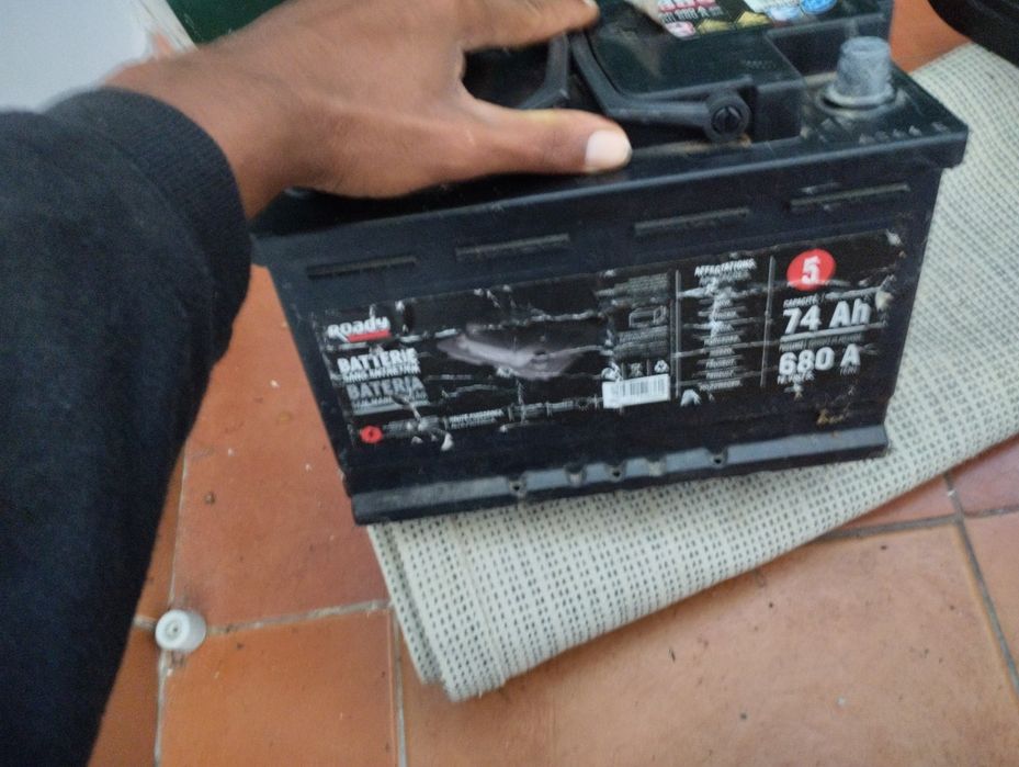 Bateria de 74 amperes