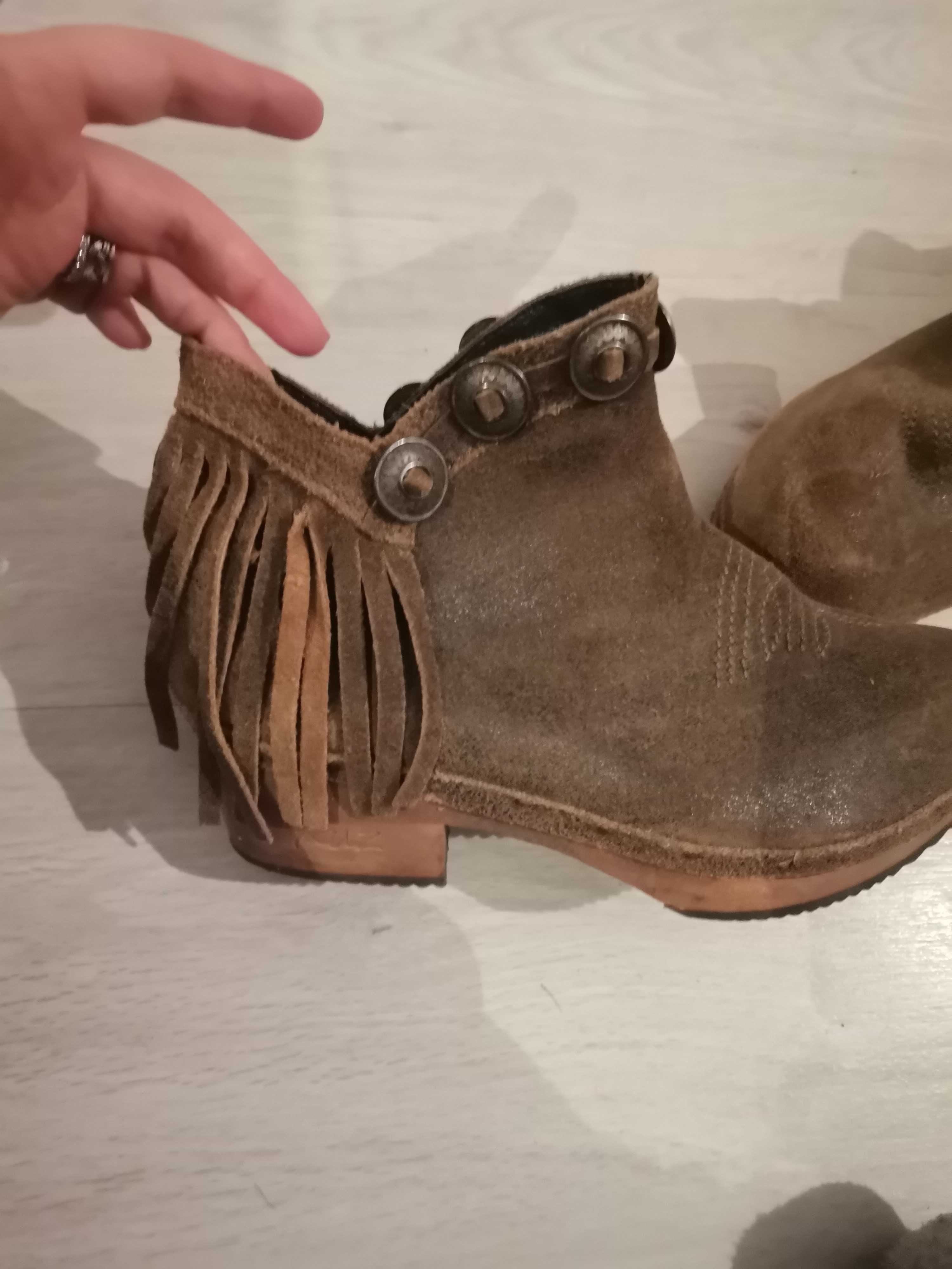 Botins Xuz taupe tamanho 36 (em excelente estado)