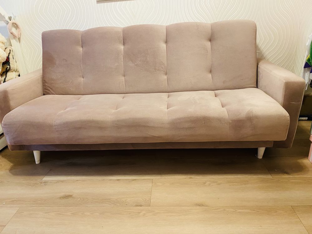 Kultowa kanapa sofa w stylu skandynawskim modne vintage