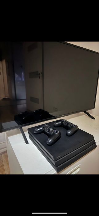 PlayStation 4 Pro 1TB + Telewizor Sony