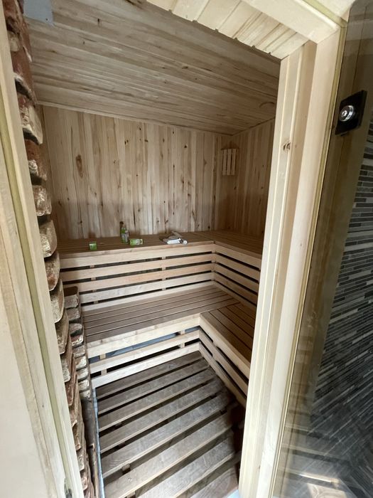 Строительные услуги. Укладка кирпича. Бетонные работы. Стяжка пола