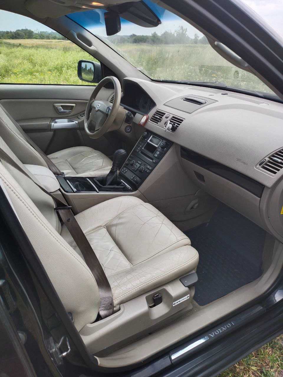 Volvo XC90 2004 2.4D для ЗСУ