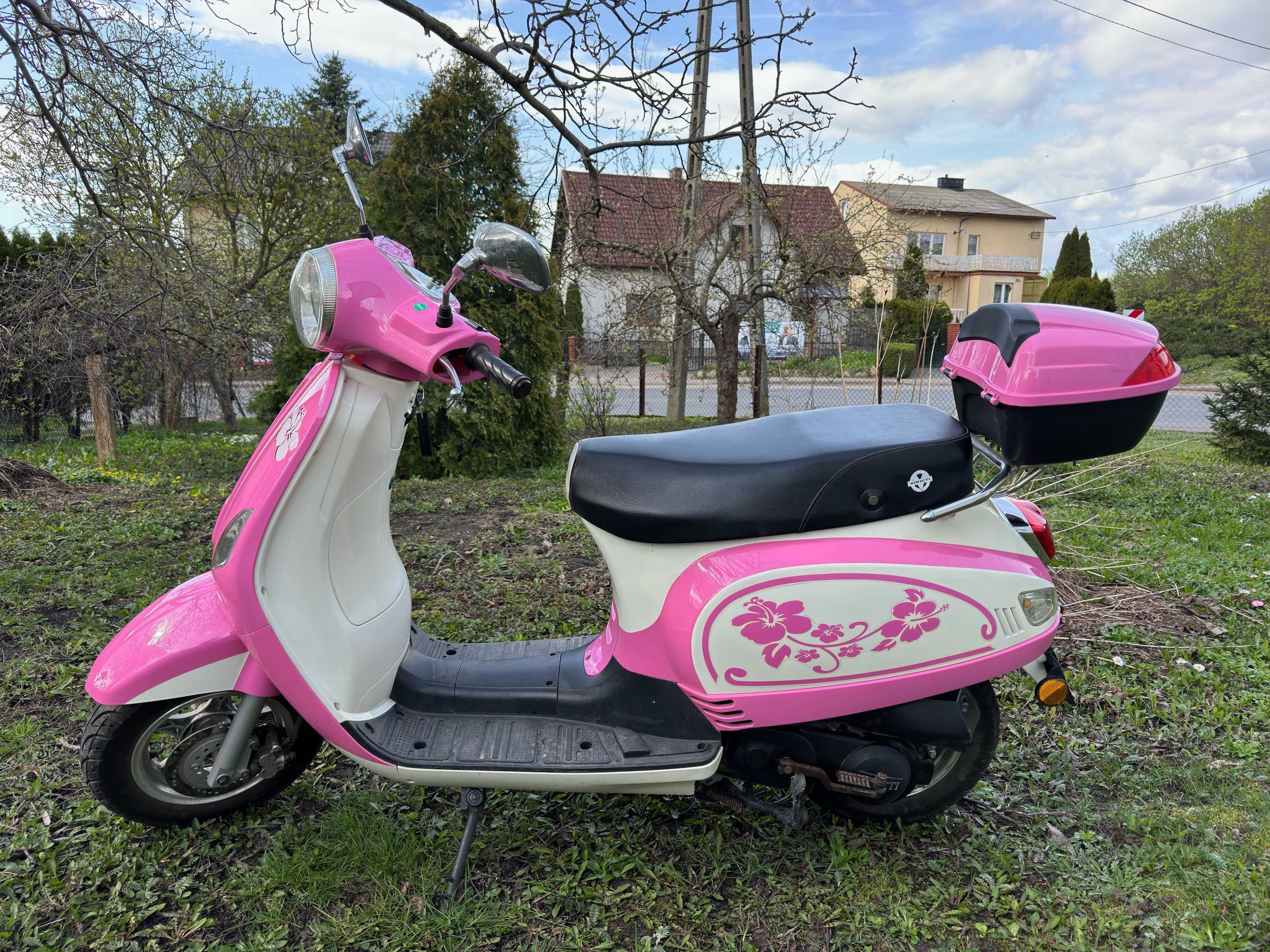 Skuter Tao Tao jak Vespa