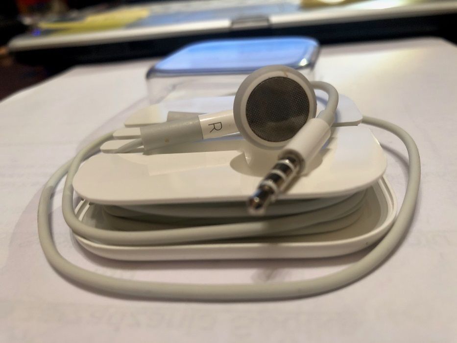 Słuchawki Apple EarPods MB770G/A z pilot i mikrofonem–oryginalne, nowe