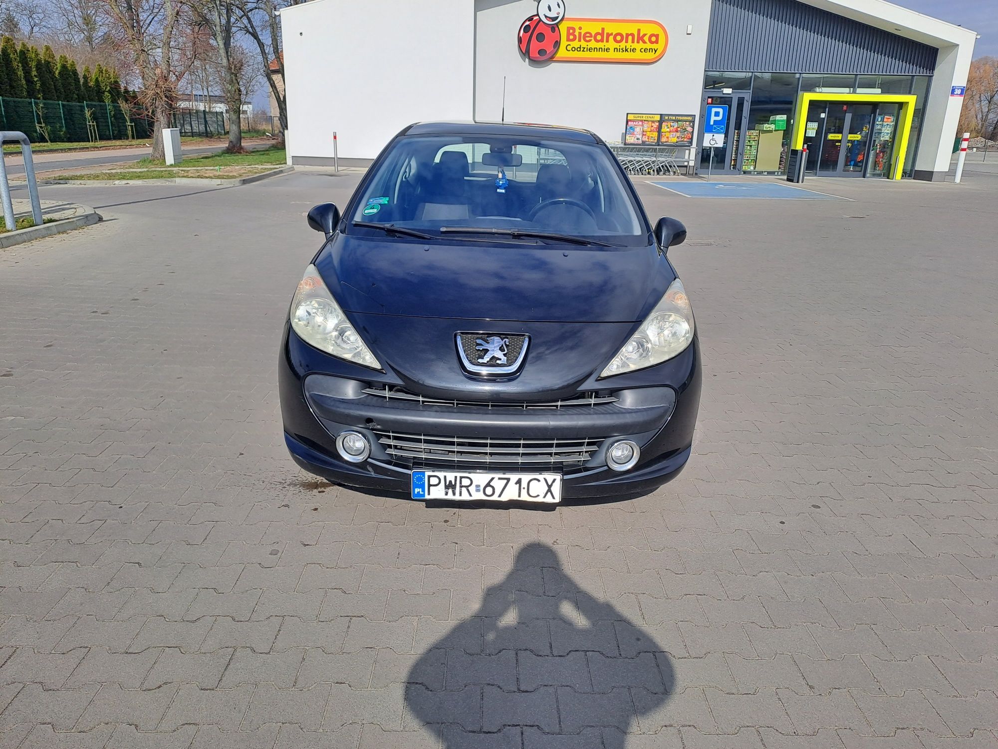 Sprzedam Peugeot 207 1.4 benzyna [Zamiana)