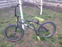 Велосипед BMX stolen overlord green