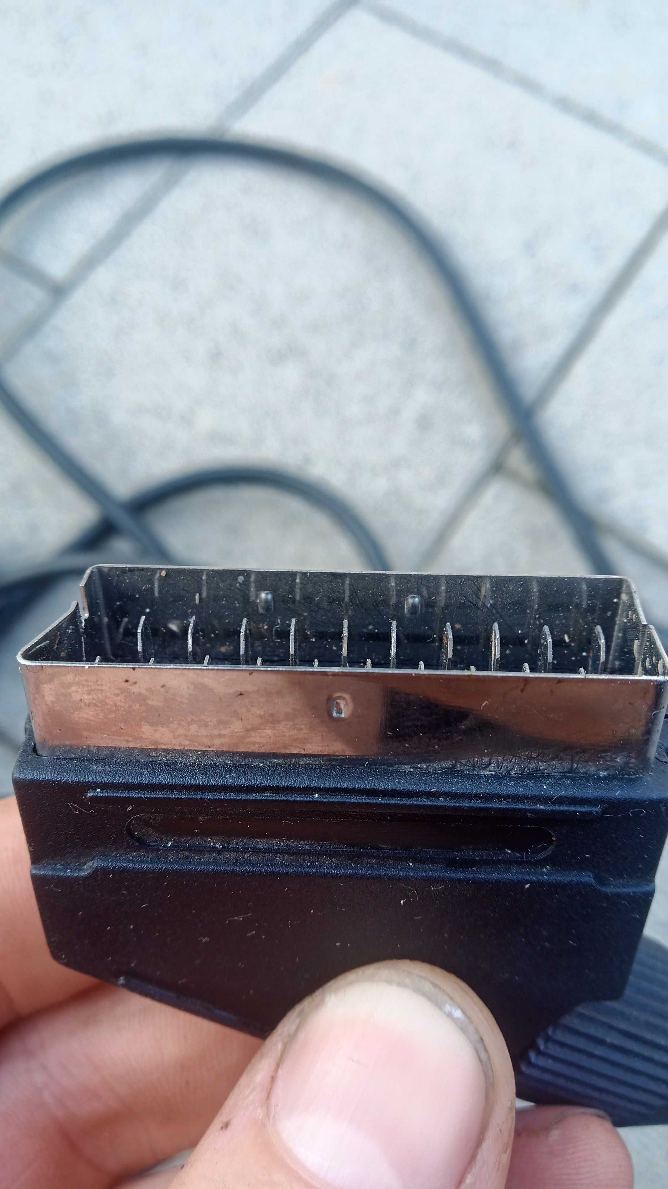 Wyp. garażowa Kable do magnetowidu 2 sztuki 1,5m