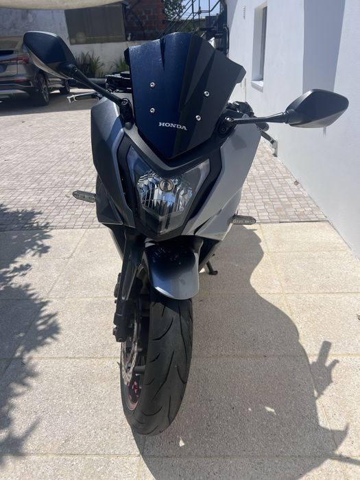 Honda CBR 650F (2017) – Como nova | 13.000 km | Vários Extras