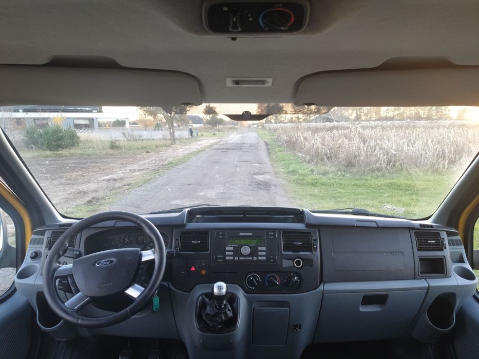 Ford Transit 2010r 9 osobowy brutto 2.4tdci 140km