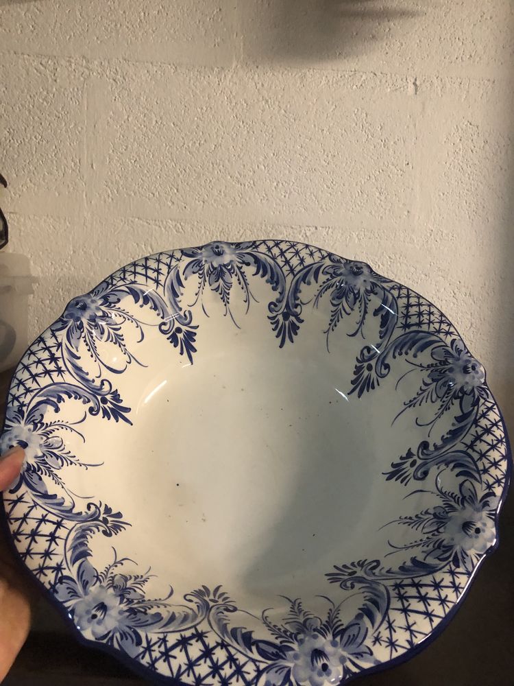Conjunto de jarro e bacia de lavatório