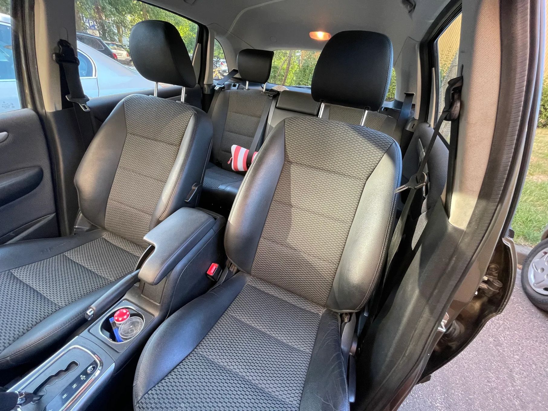 Mercedes-Benz Klasa B Sprzedam zadbanego Mercedesa klasy B, bezwypadkowy.