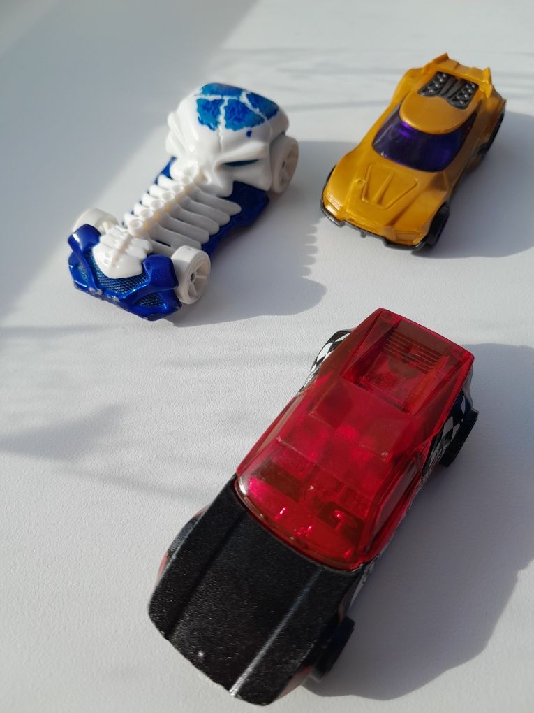 Машинки Hot wheels