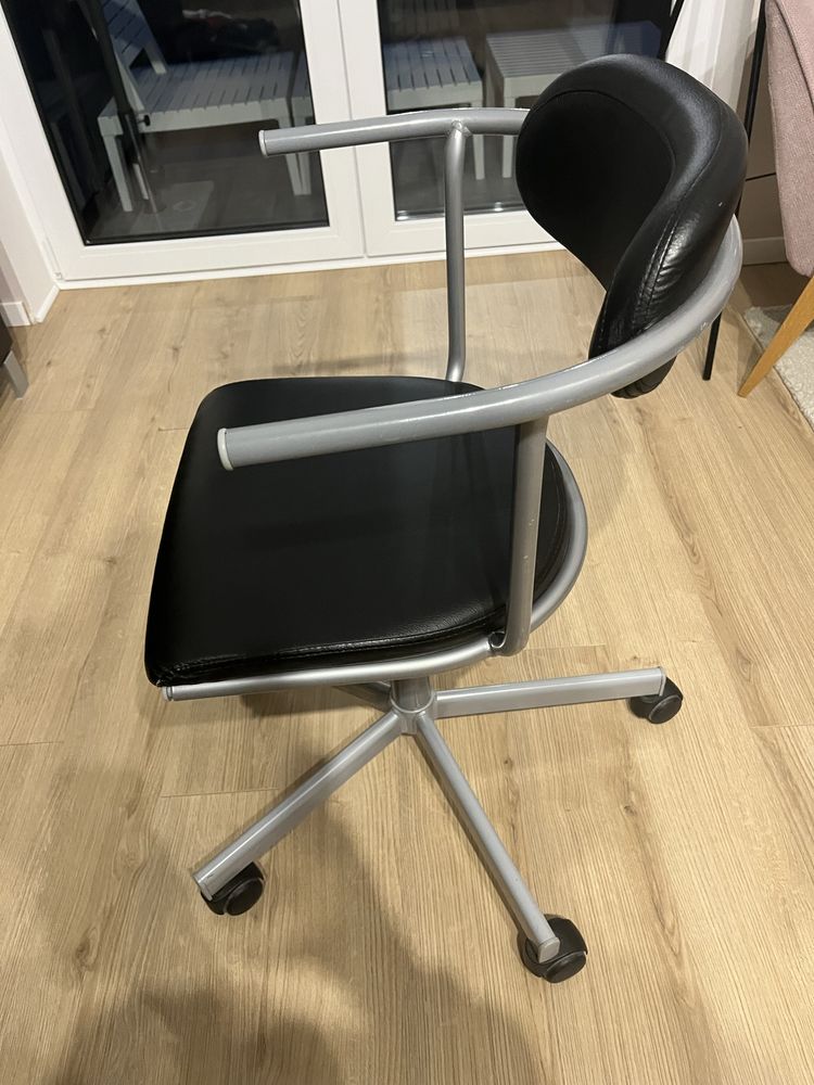 Krzesło obrotowe do biurka Ikea