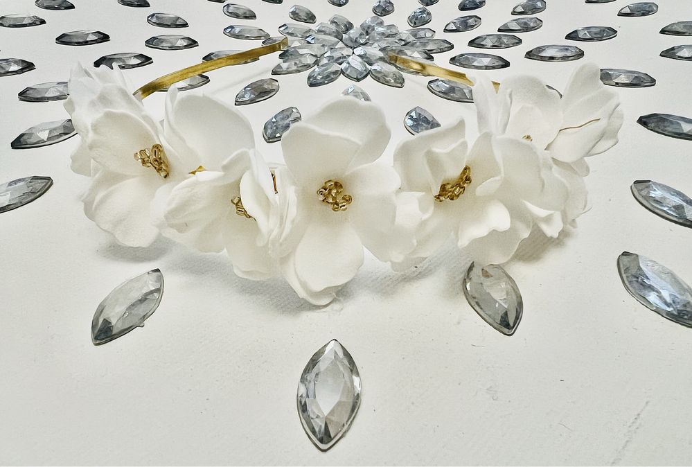 Opaska ślubna biale kwiaty