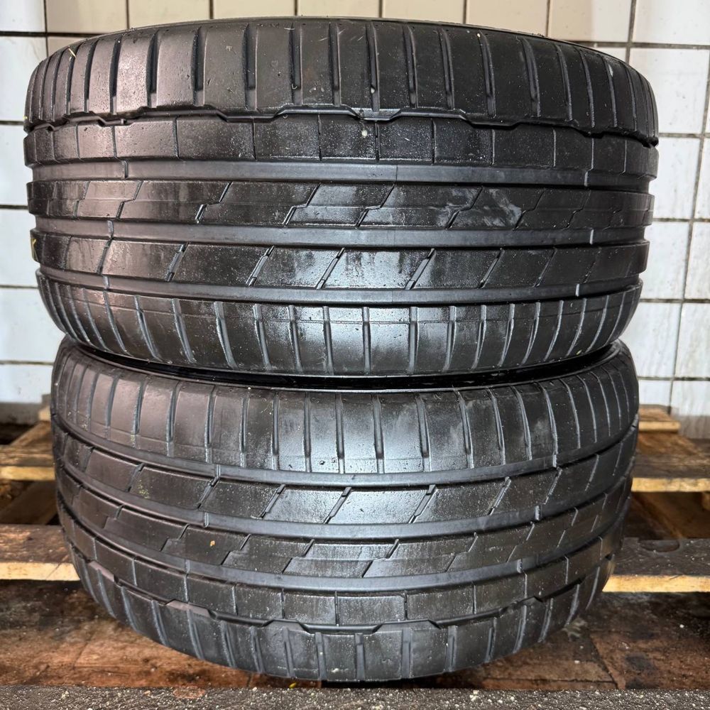 255/40/18 - Hankook