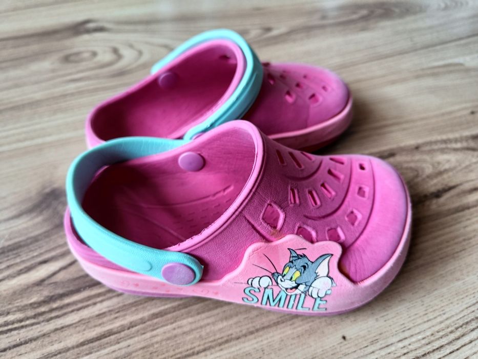Klapki crocsy tom&jerry r.24/25 jak 26/27