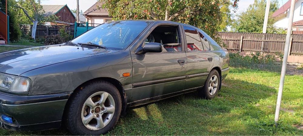 Продам автомобіль Nissan Primera 1993р