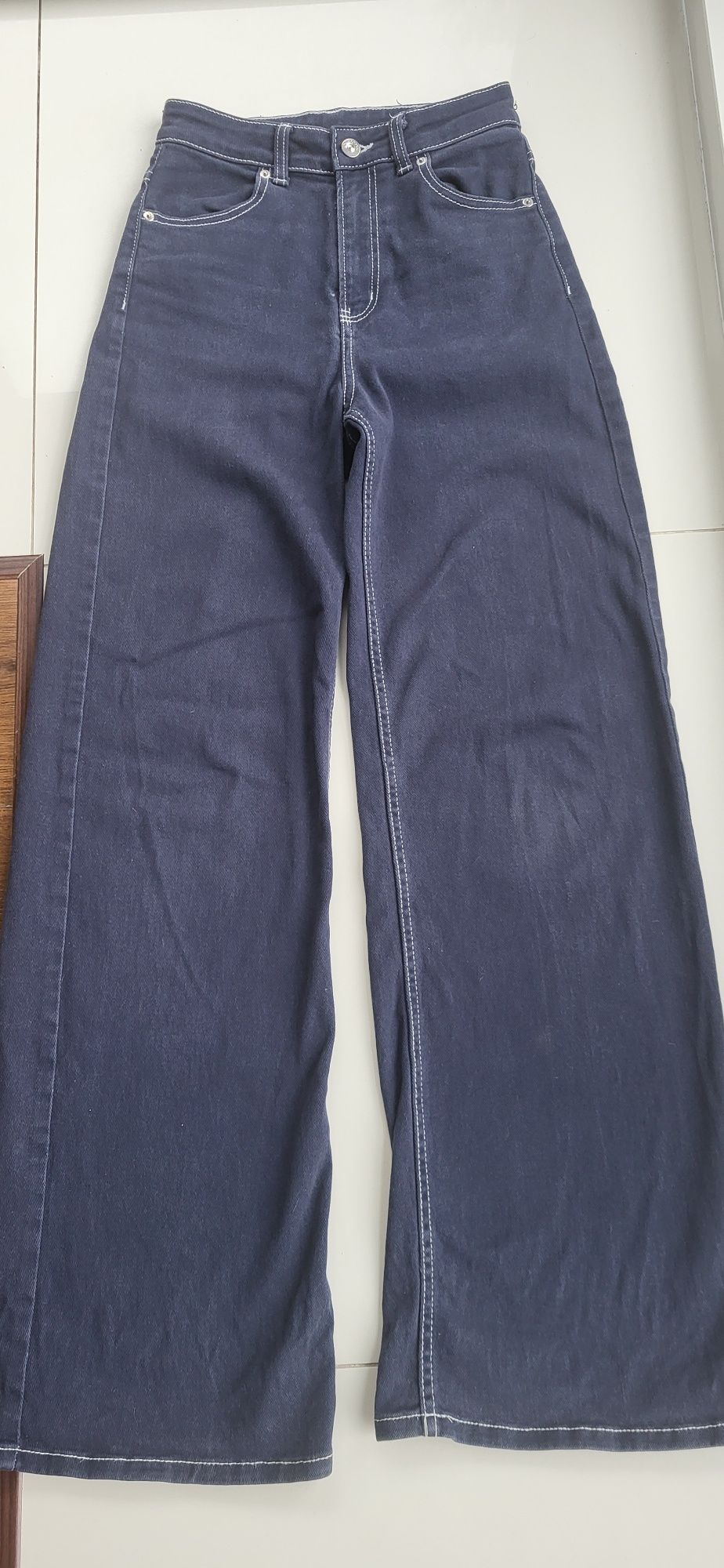 Spodnie dżinsowe dżinsy jeansy Xs/34 H&M divided szerokie damskie z sz