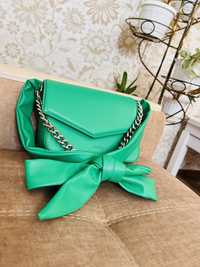 Новая женская зеленая сумочка deezee