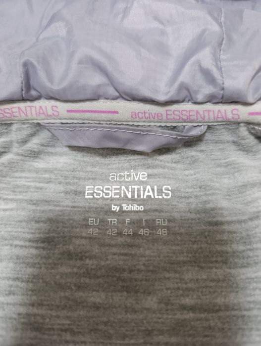 Спортивна кофта ESSENTIALS Німеччина 48 розміру з длинним рукавом