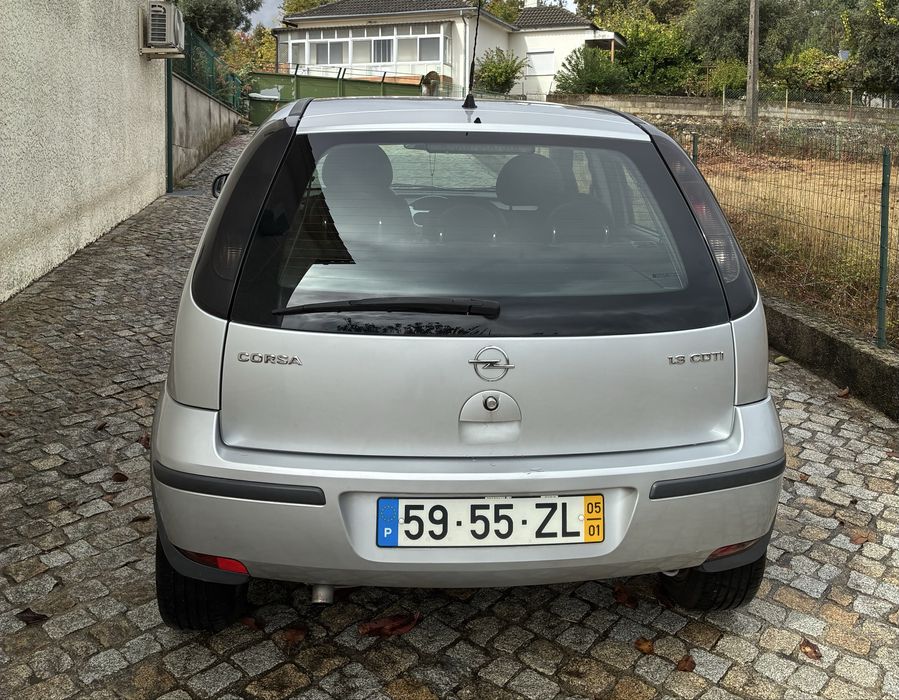 Opel corsa 1.3 CDTI ar condicionado