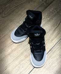 Zestaw Adidasy i buty dla dziecka -6 szt