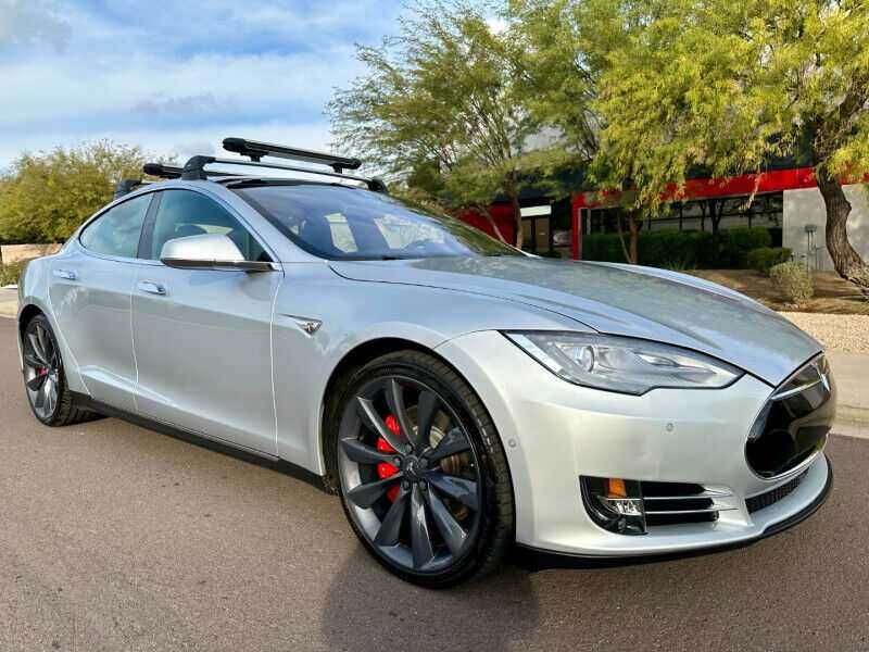 2014 Tesla Model S