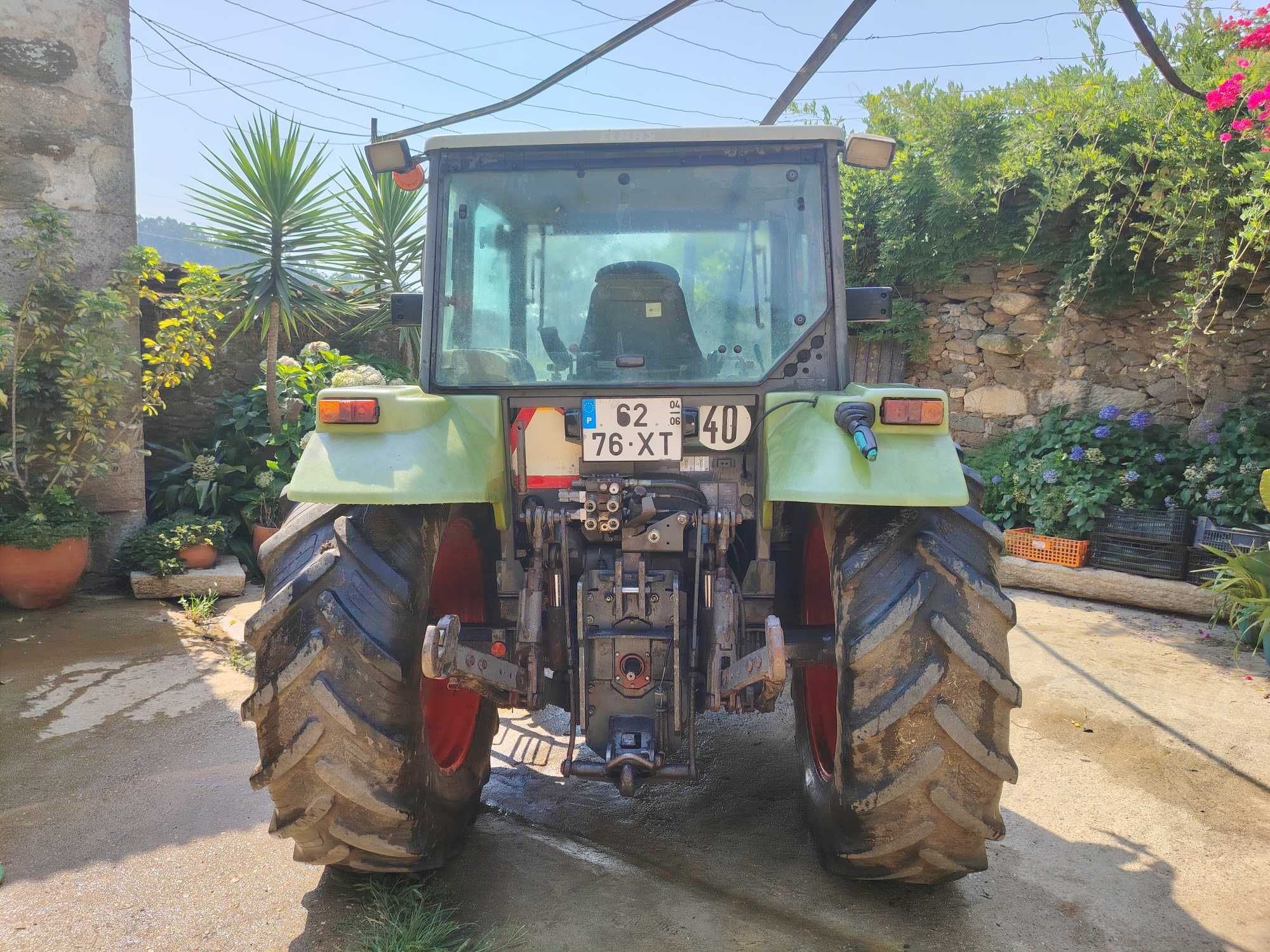 Trator Claas Celtis 446 RC