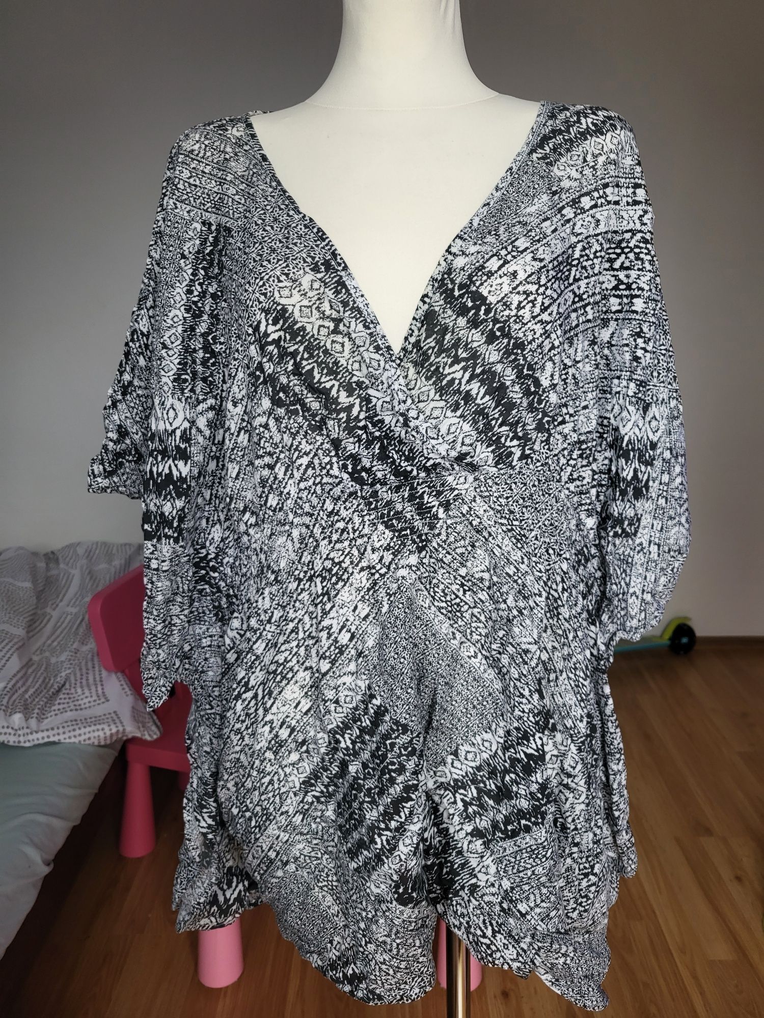 Poncho pareo narzutka rozm Xl/2xl plaża lato tunika plażowa