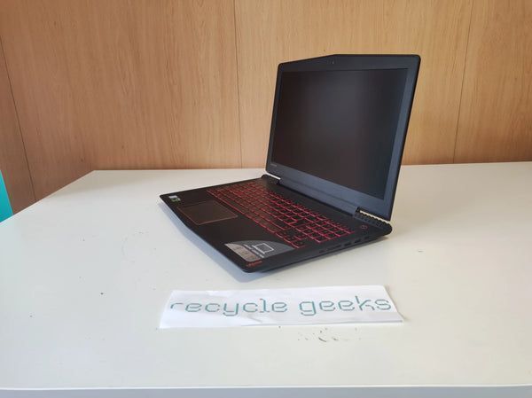 Portátil Lenovo Y520-15IKBN I5-7300HQ 8GB RAM DDR4 256GB NVMe