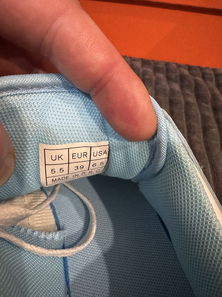 Жіночі кросівки Nike Dunk Low ‘University Blue’ 39(24см)