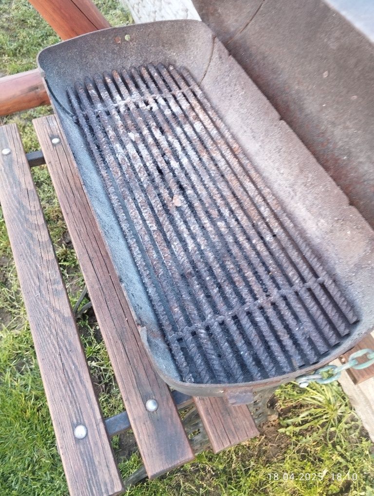 Grill własnej roboty pancerny