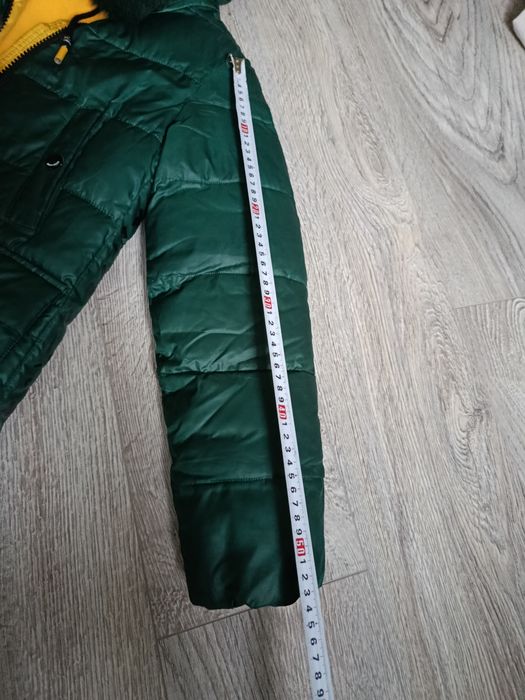 Зимова куртка для дівчинки