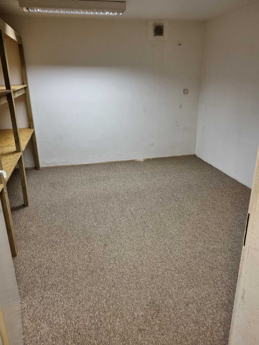 Pawilon piętrowy biurowo -usługowo-handlowy Warszawa ul.Bokserska .